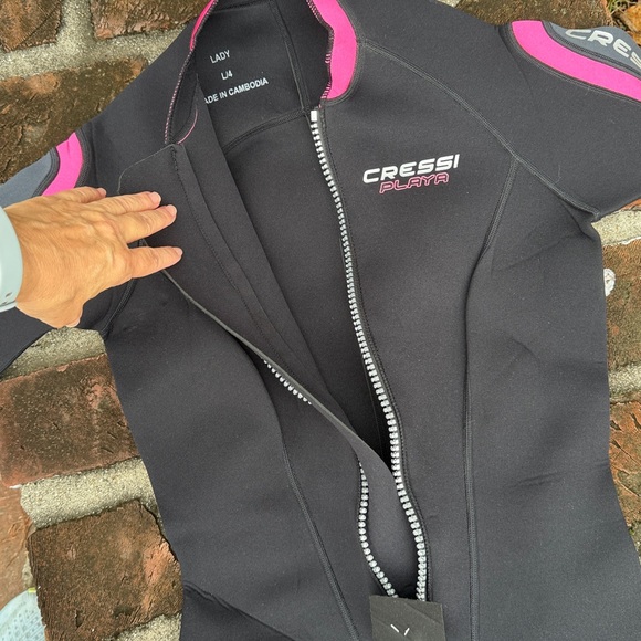 Cressi "Playa" Black and Pink one piece wetsuit Size 4 - Picture 3 of 6